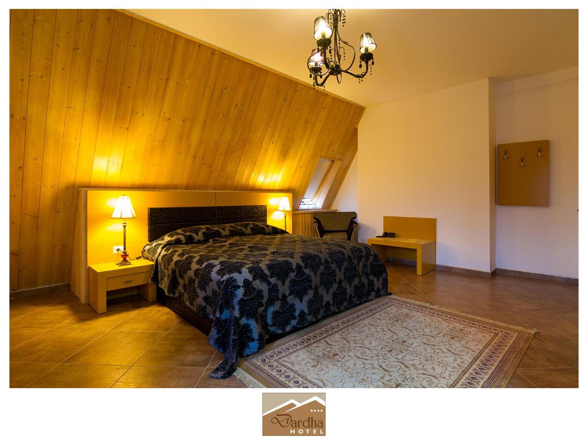 Hotel Dardha Room photo