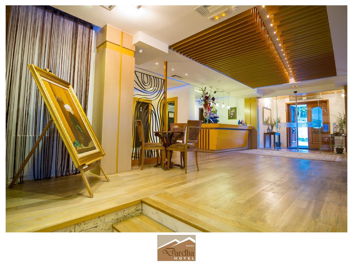 Hotel Dardha Exterior photo